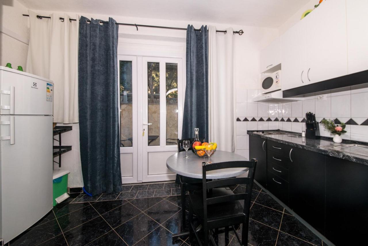 Apartments Niko Promajna Extérieur photo